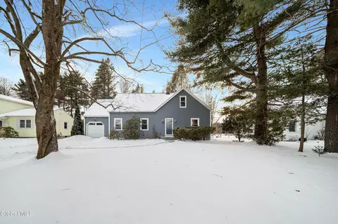 8 Providence St, Albany, NY 12203