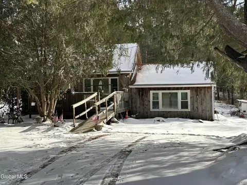 4918 S Stephentown Rd, Stephentown, NY 12168