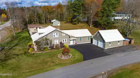 107 Fancher Rd, Johnstown, NY 12078