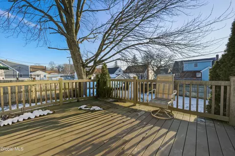 Exterior - 2564 Consaul Rd, Schenectady, NY 12304 photo 5 of 6
