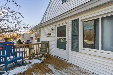 Exterior - 2564 Consaul Rd, Schenectady, NY 12304 photo 3 of 6