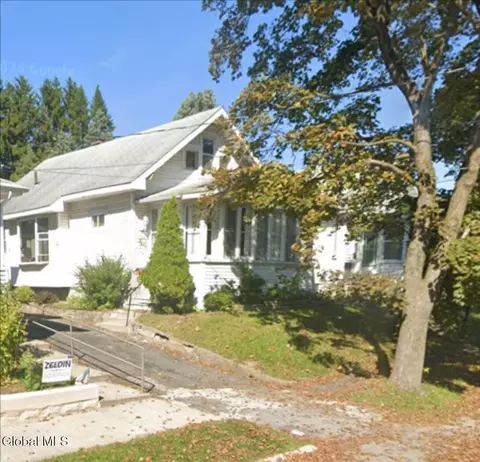 71 Roosevelt Ave, Schenectady, NY 12304