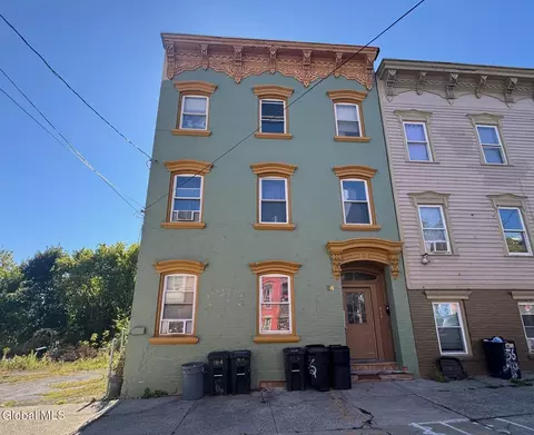54 Alexander St, Albany, NY 12202