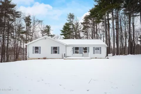 496 Ny-355, Wynantskill, NY 12198