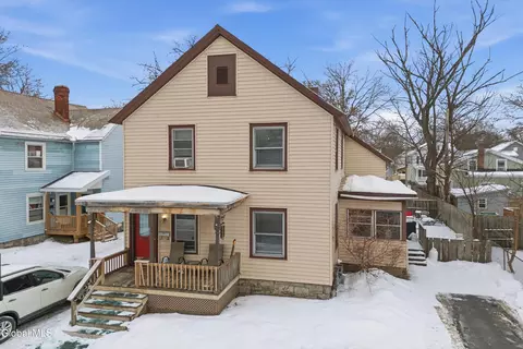 19 Kenworthy Ave, Glens Falls, NY 12801