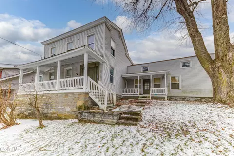 47-49 Moyer St, Canajoharie, NY 13317