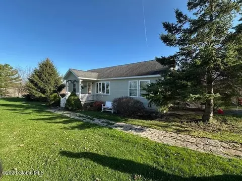 24 Meacham St, Port Henry, NY 12974
