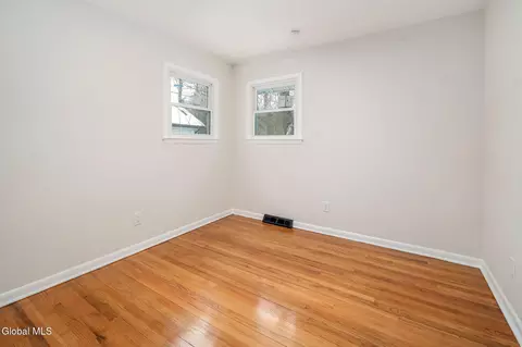 Bedroom - 120 E Palmer Ave, Schenectady, NY 12303 photo 4 of 6