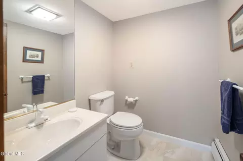 Bath - 23 Continental Rd, Schenectady, NY 12306 photo 4 of 4