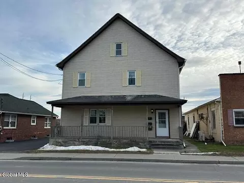 96 Main St, Ravena, NY 12143