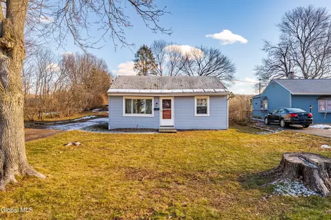 45 Houseman Ave, Chatham, NY 12037