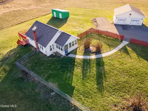 1885 Tarrytown Rd, Feura Bush, NY 12067