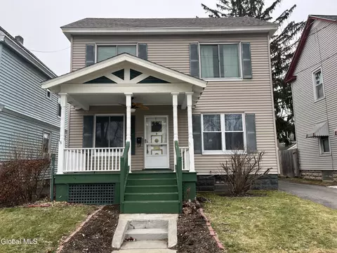 1719 Oneida St, Schenectady, NY 12308