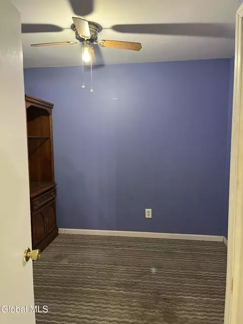 1719 Oneida St, Schenectady, NY 12308 photo 10