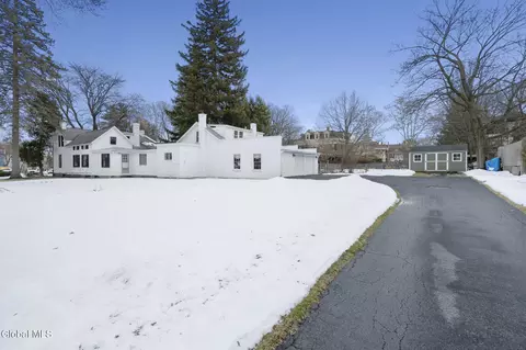 Exterior - 1306 Union St, Schenectady, NY 12308 photo 8 of 10