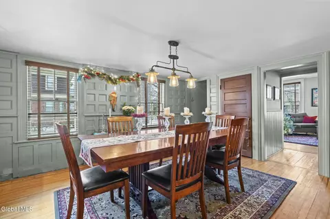 Dining - 1306 Union St, Schenectady, NY 12308 photo 4 of 5