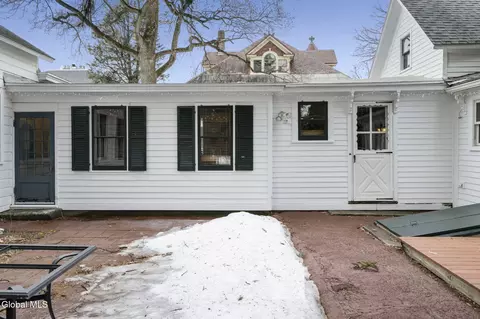 Exterior - 1306 Union St, Schenectady, NY 12308 photo 4 of 10