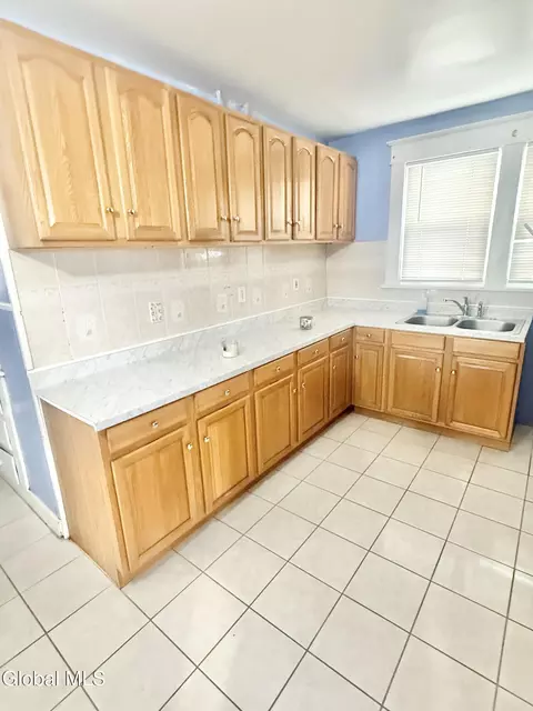 Kitchen - 5 Hawk St, Schenectady, NY 12307 photo 2 of 5