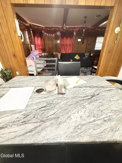 Dining - 5 Hawk St, Schenectady, NY 12307 photo 2 of 3