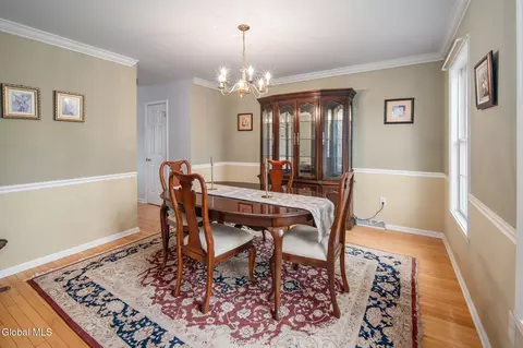 Dining - 91 Daniel St, Slingerlands, NY 12159 photo 2 of 3
