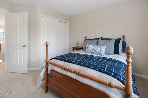 Bedroom - 91 Daniel St, Slingerlands, NY 12159 photo 5 of 9