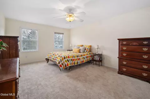 Bedroom - 91 Daniel St, Slingerlands, NY 12159 photo 2 of 9
