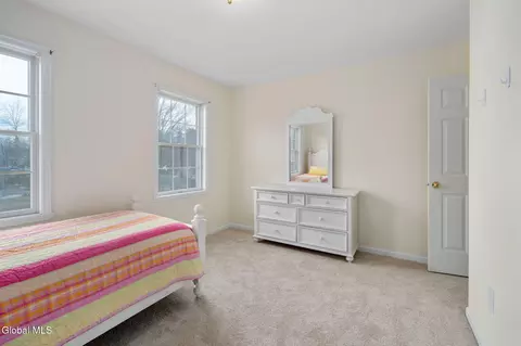 Bedroom - 91 Daniel St, Slingerlands, NY 12159 photo 9 of 9
