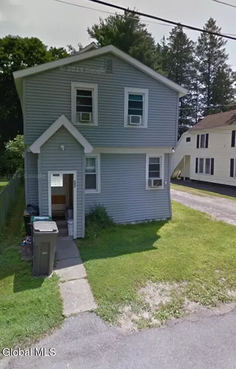 20 Knickerbocker St, Ballston Spa, NY 12020