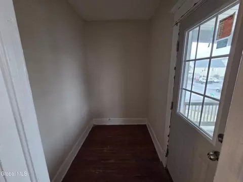 1321 State St, Schenectady, NY 12304 photo 8