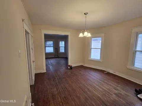 1321 State St, Schenectady, NY 12304 photo 6