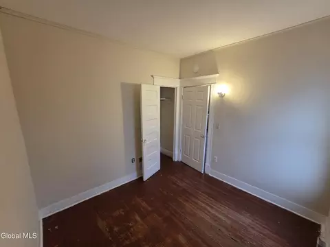 1321 State St, Schenectady, NY 12304 photo 2