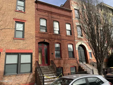 369 Madison Ave, Albany, NY 12210