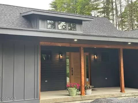 50 Lincoln Mountain Rd, Greenfield Center, NY 12833