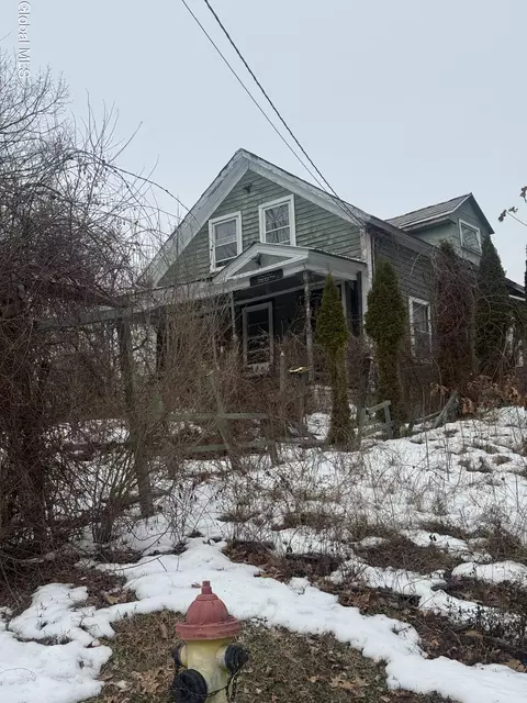 68 King St, Fort Edward, NY 12828