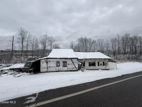 140 Co Rd 21, Granville, NY 12832