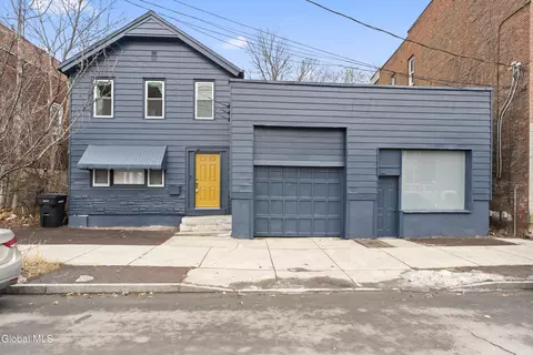 840 River St, Troy, NY 12180