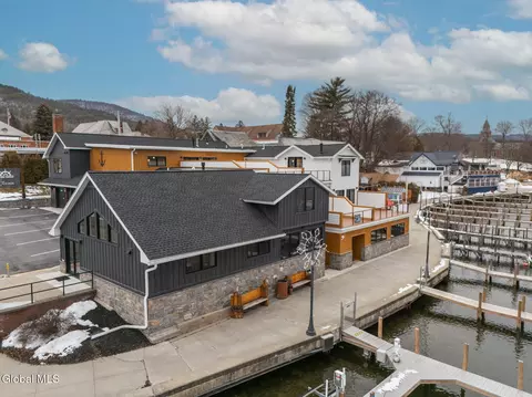 1 Kurosaka Ln #A, Lake George, NY 12845