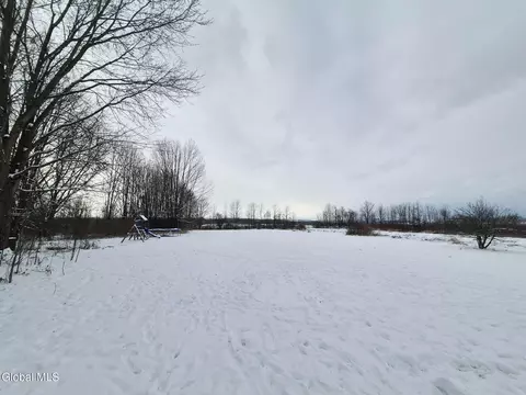 Exterior - 304 Rappa Rd, Root, NY 12166 photo 3 of 8