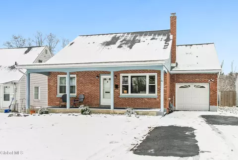 21 Brookman Ave, Delmar, NY 12054