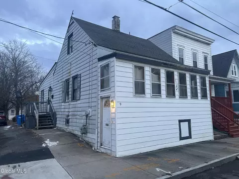 9 O Connell St, Albany, NY 12209