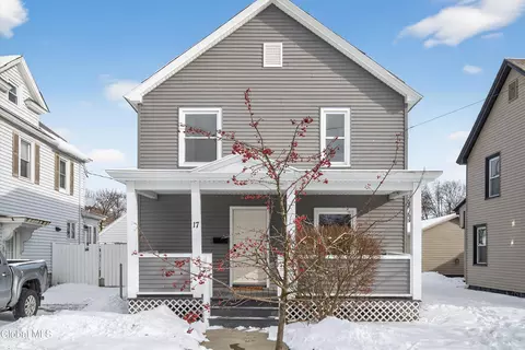 17 Murdock Ave, Glens Falls, NY 12801