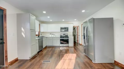 Entry Way - 20 Spring St, Broadalbin, NY 12025 photo 1 of 6