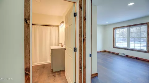 Entry Way - 20 Spring St, Broadalbin, NY 12025 photo 2 of 6