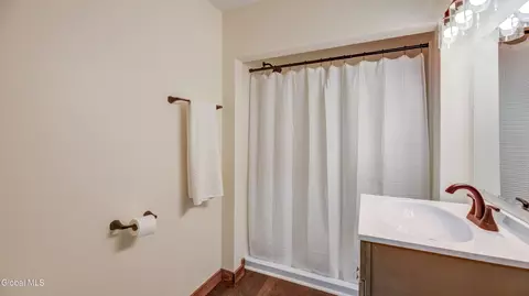 Bath - 20 Spring St, Broadalbin, NY 12025 photo 1 of 3