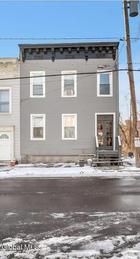 126 4th Ave, Albany, NY 12202