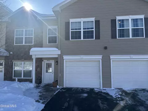 406 Worthington Ter, Wynantskill, NY 12198