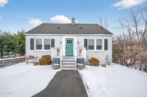 23 Catskill Ave, Rensselaer, NY 12144