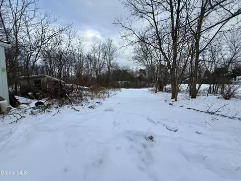 Exterior - 106 Main St, Argyle, NY 12809 photo 3 of 3