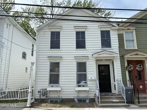 9 N College St, Schenectady, NY 12305