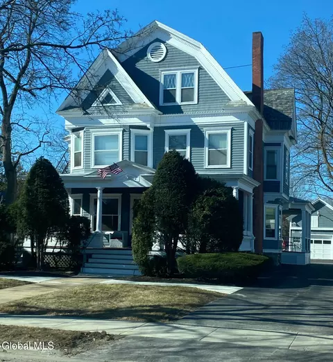 462 Glen St, Glens Falls, NY 12801